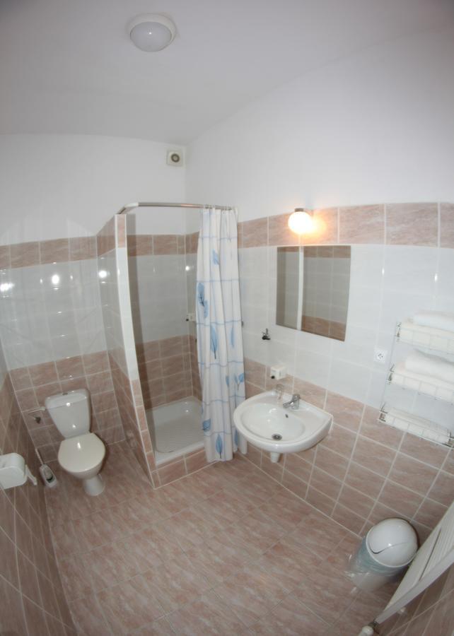 Hotel Kralovsky Dvur Hořice Eksteriør bilde