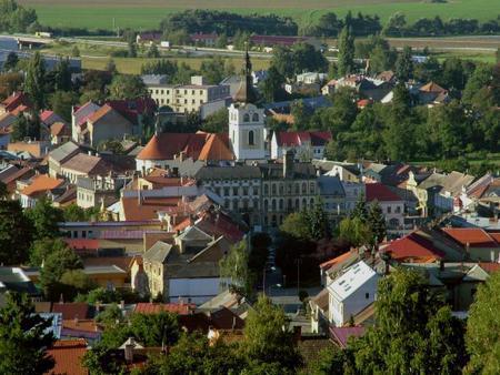 Hotel Kralovsky Dvur Hořice Eksteriør bilde